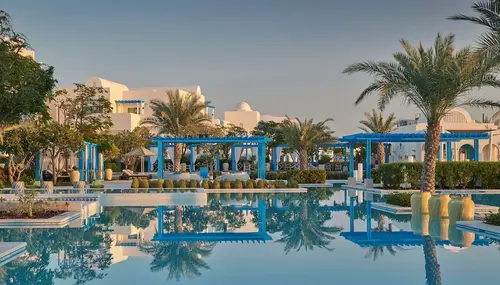 Hilton Salwa Beach Resort & Villas - Event Venues - Swimming Pool 2